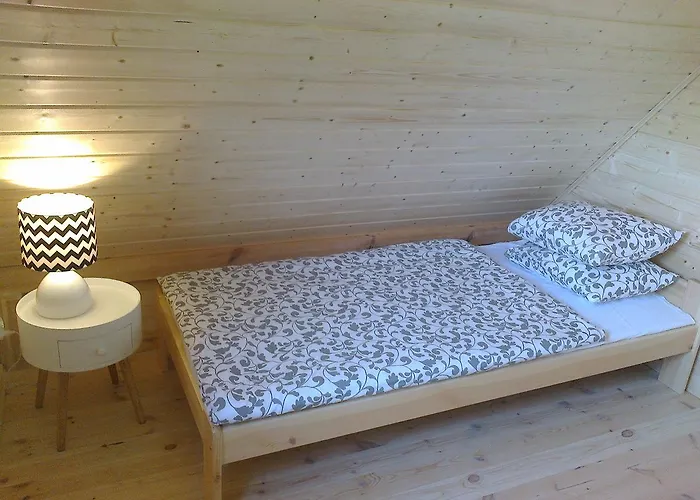 Pod Lipami * Junoszyno