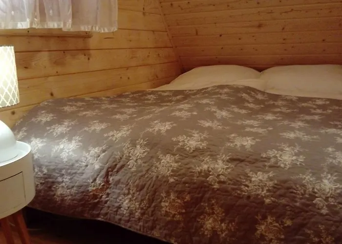 Pod Lipami * Junoszyno